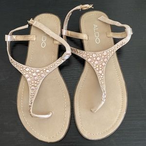 Gently Used Women’s Sandals